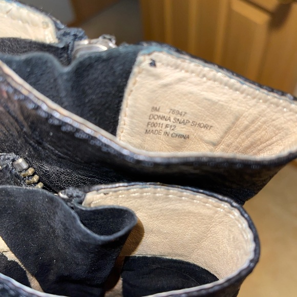 Frye Boots Donna Snap style booties in Black sz 8 - Picture 5 of 5